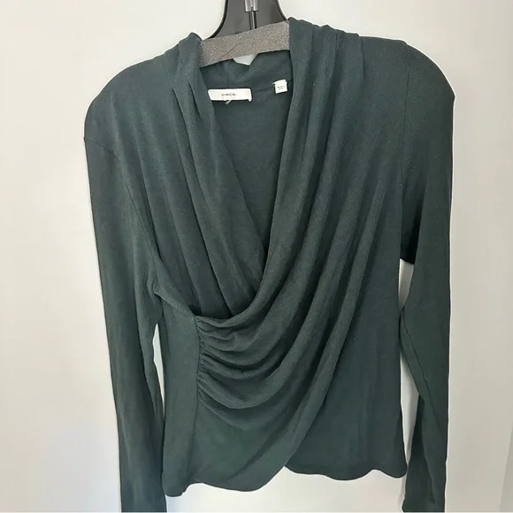 Vince Green Fixed Wrap Top - size Medium - Picture 2 of 6